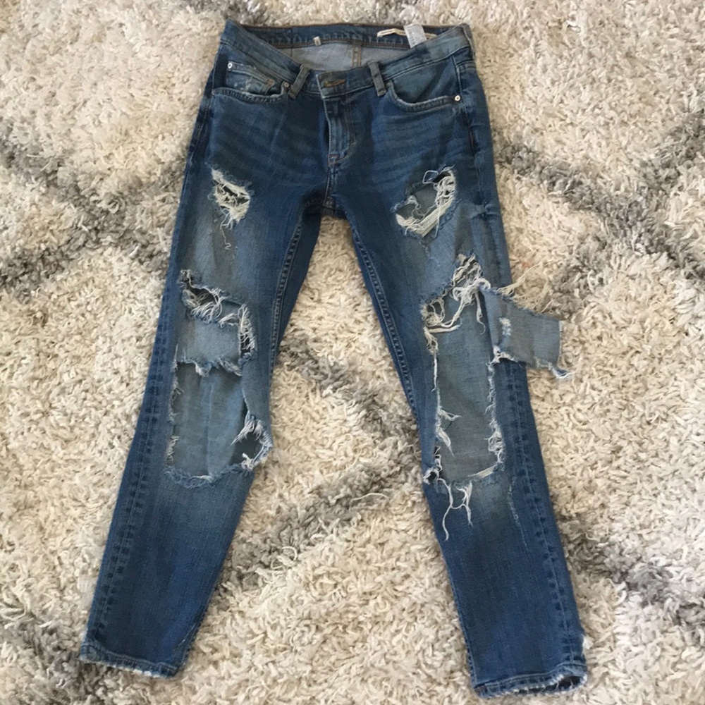 Zara ultra destroyed Jean